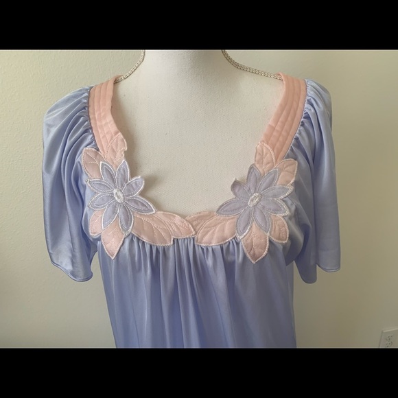 Night Gown - Picture 2 of 8